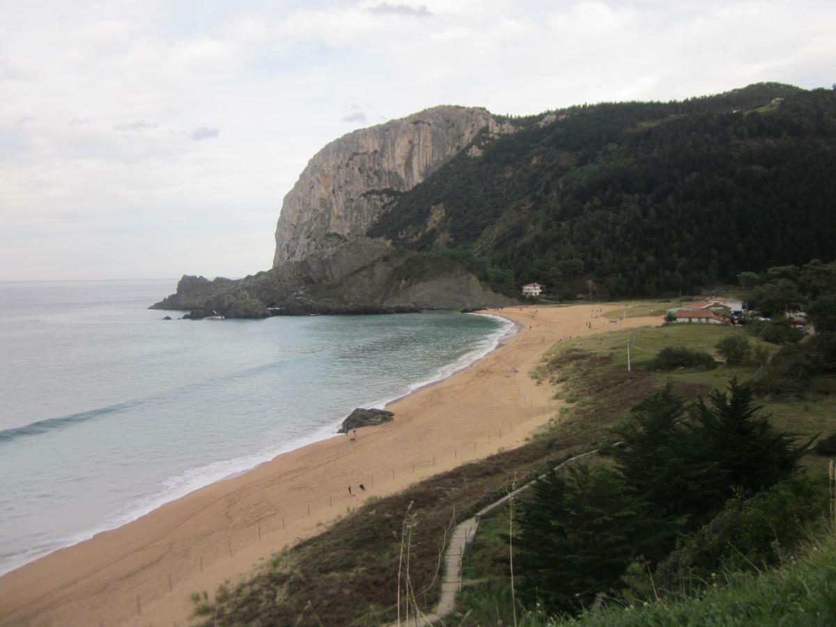 Ea Playa Montana45'Guggemhein A 200M Andando Playa Y Del Centro Pueblo Leilighet Ea Eksteriør bilde
